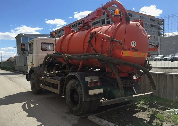 Откачка воды из колодца  Клин